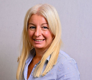 Lisa Swales