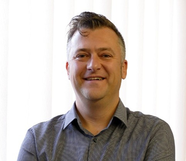 Paul Walters​